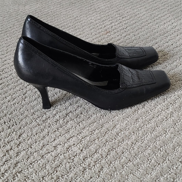 Franco Sarto womens leather heals - Picture 4 of 7